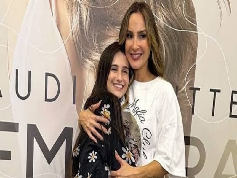 Causa da morte de bailarina de Claudia Leitte  revelada; jovem faleceu aos 21 anos e comoveu a internet